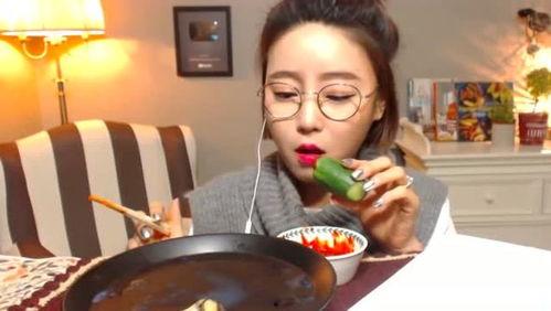 娱乐吃瓜酱美女